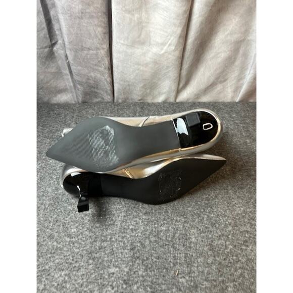 Abound Erinn Pointed Toe Heel Boots Women's Silver Metallic Size US 9M - Picture 9 of 9